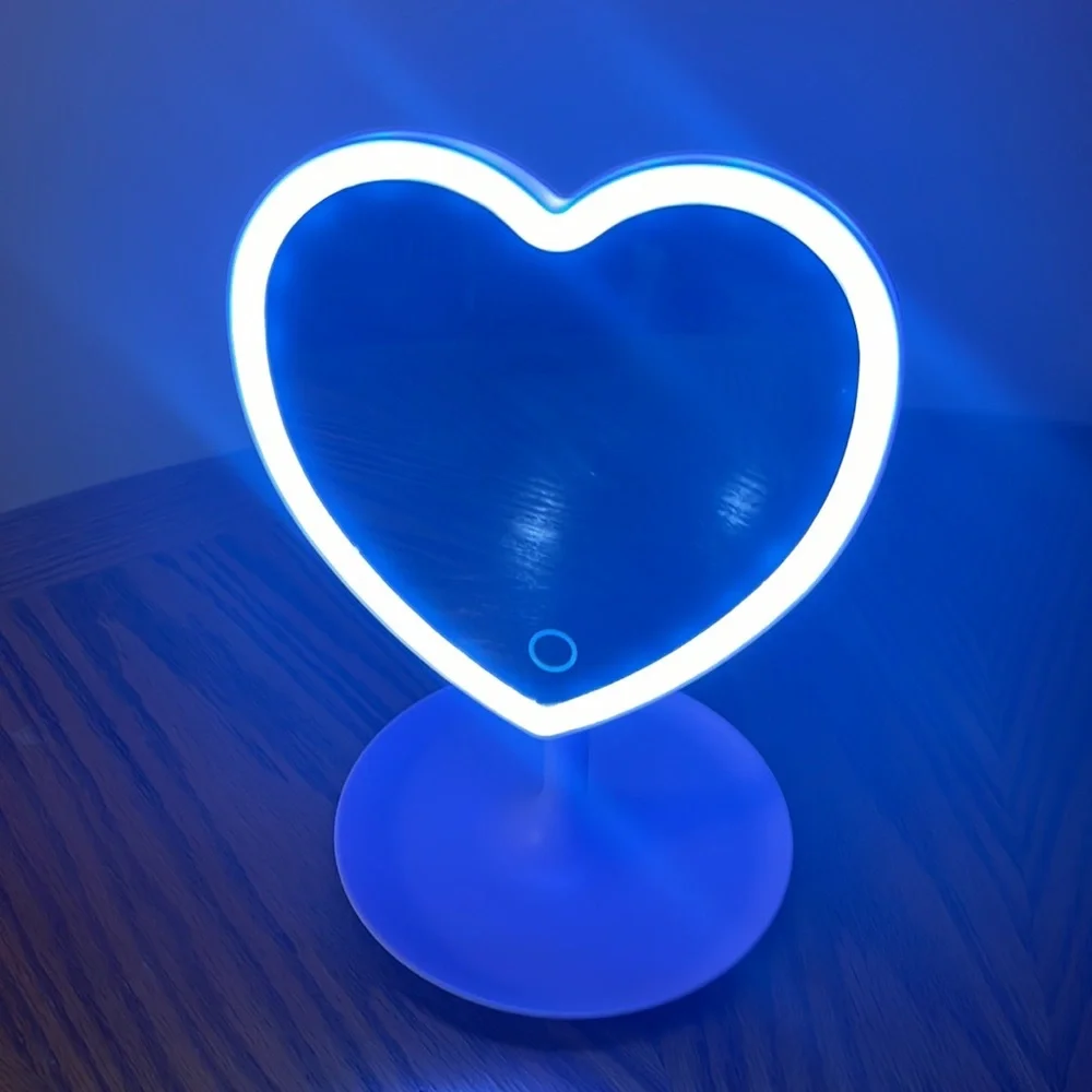 NIB Wireless LED Mirror Purple Heart Shaped Makeup Mirror w/ Touch Light & Tray